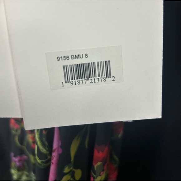 IEENA FOR MAC DUGGAL 9156 NWT
Embellished Belt Ruffled Halter Strap Gown - Picture 7 of 7